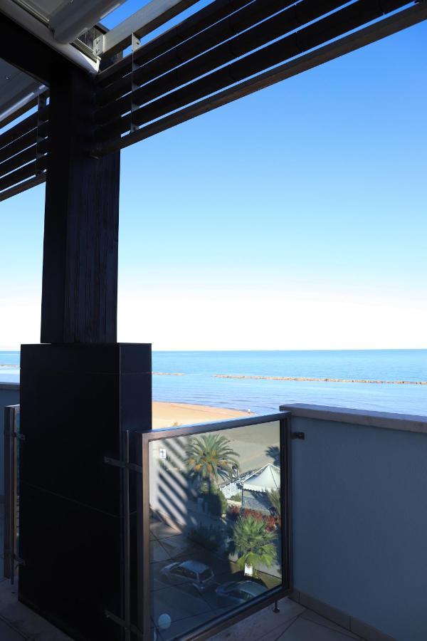 Residence Mareamare Grottammare Bagian luar foto