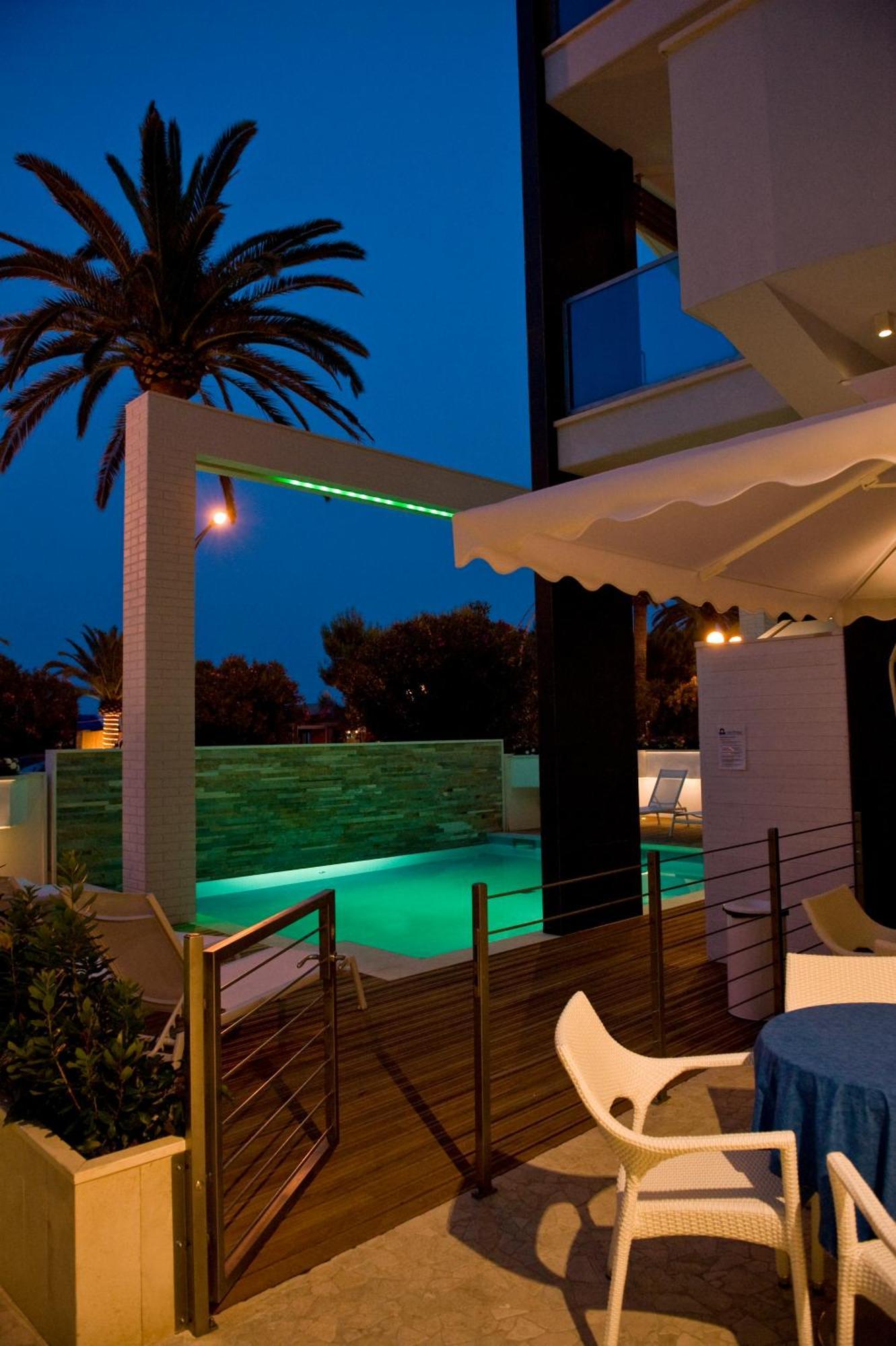 Residence Mareamare Grottammare Bagian luar foto