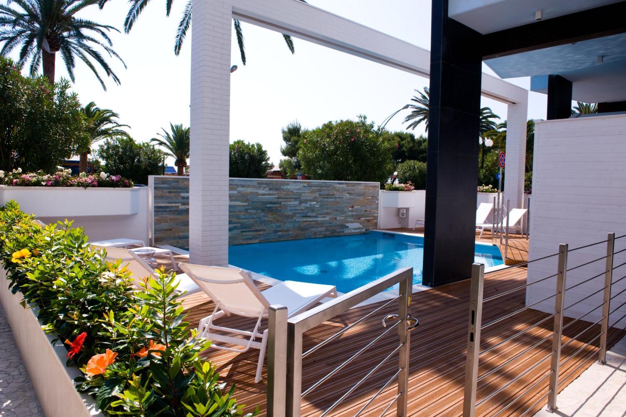 Residence Mareamare Grottammare Bagian luar foto