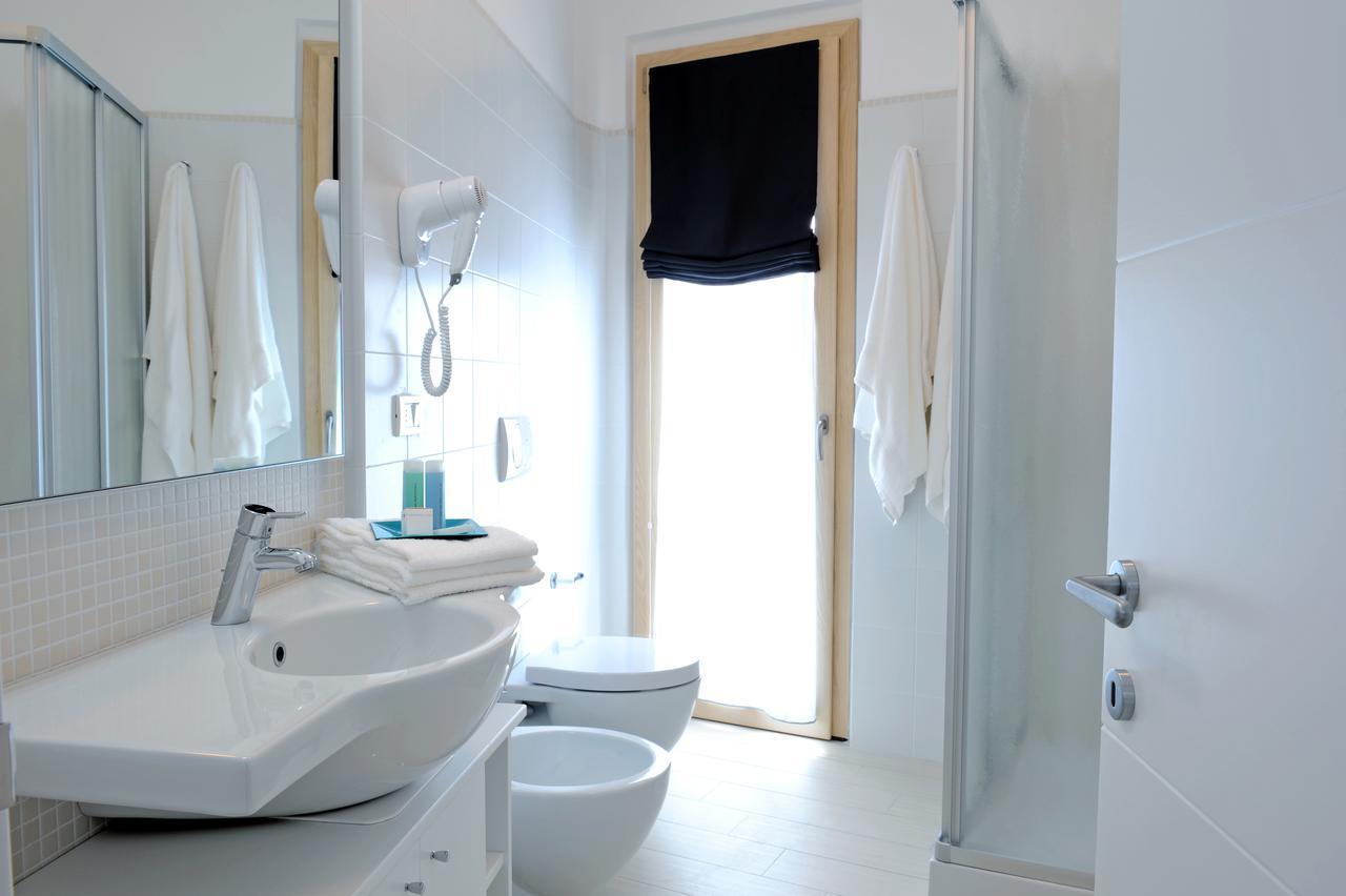 Residence Mareamare Grottammare Bagian luar foto