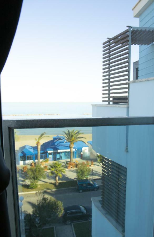 Residence Mareamare Grottammare Bagian luar foto
